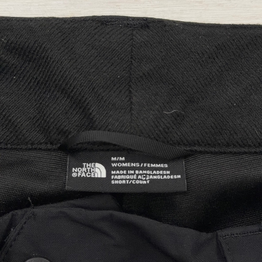 The North Face Snow Pants Womens M Short Black Cargo Ski Snowboard Insulated - Picture 4 of 12